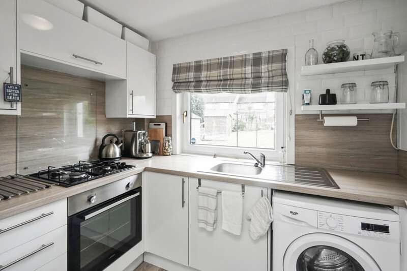 House With Garden And Parking 15 Min To City Center Edinburgh Exterior photo